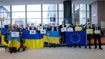 MEPs condemn Russian move on Ukraine