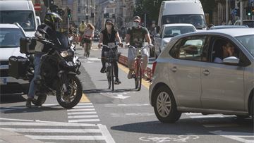 Milan prioritises pedal power