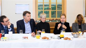 Single-use paper or reusable plastics: what’s best for the future of packaging?