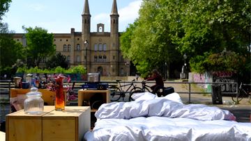 Parasite Parking: A guerrilla art project in Berlin reclaims parking space