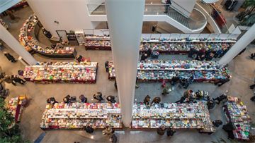 Iceland’s Christmas book flood