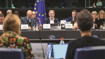 MEP Lange: Parliamentary power essential to strengthening EU