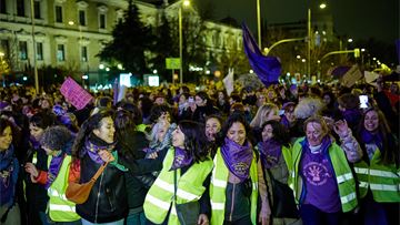 Op-ed: Vulnerable women are too often missing from poverty data