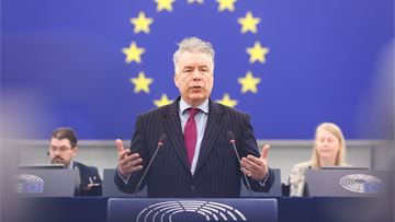 Interview: Clean Industrial Deal puts EPP’s Ehler in the driving seat