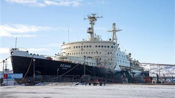 Russia spies opportunity in warming Arctic