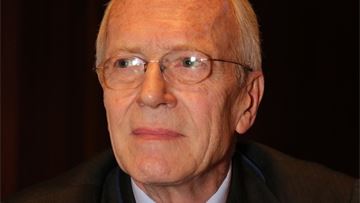 Build a European border policy to save Schengen, says former negotiator