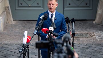 Newsletter: For Hungary's Magyar, it's the economy, stupid