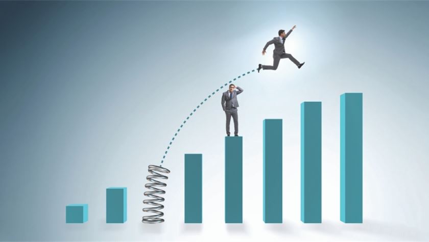 Competitive advantages and superior software development results