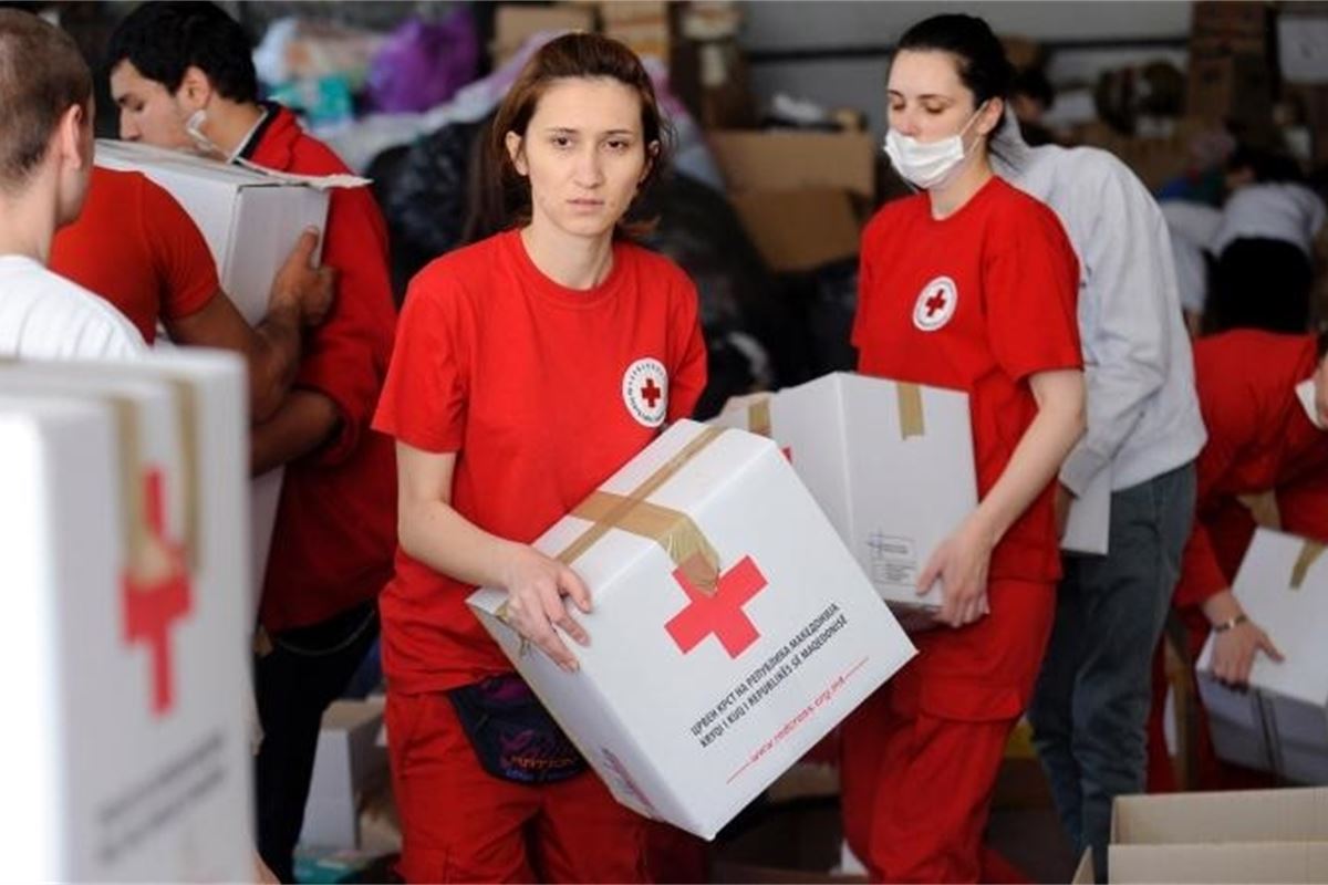 Красный крест инн. Международный комитет красного Креста. Красный крест (Red Cross ). ICRC ( International Committee of the Red Cross) - Международный комитет красного Креста.. Сотрудники красного Креста.