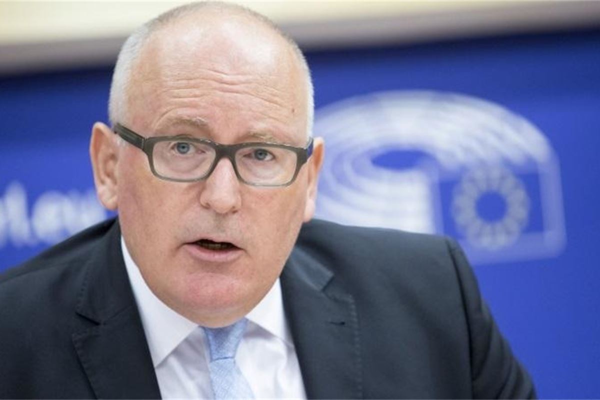 Frans Timmermans urged to step down during Commission presidency campaign