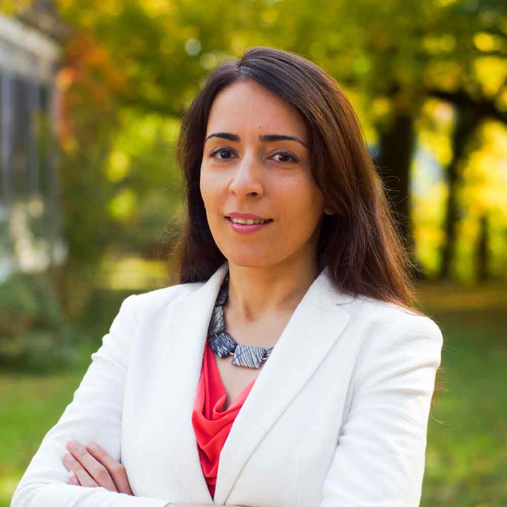 Narges Ahmidi, who studied AI and medical robotics at the Johns Hopkins University in Baltimore, and currently heads the department of reasoned AI decisions at the Fraunhofer Institute in Munich. 